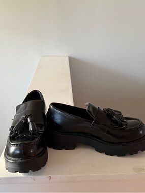 Vagabond Black Lug Sole Leather Loafers Women’s 6